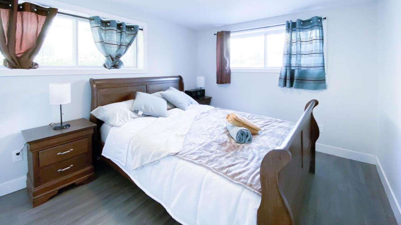 Lovely 1-Br W Sofa Bed In The Heart Of Ndg Apartamento Montréal Exterior foto